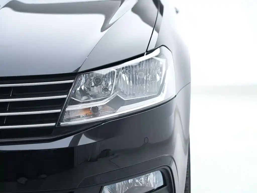 VOLKSWAGEN LAVIDA 2017