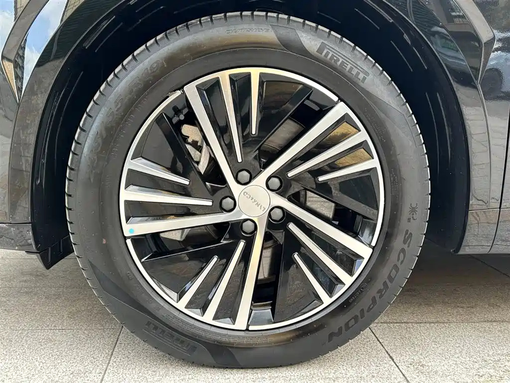 LYNK&CO 08 NEW ENERGY 2024