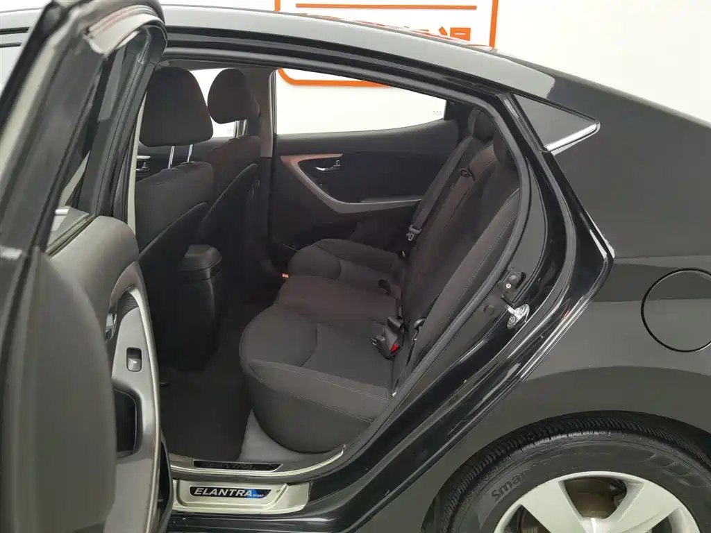 HYUNDAI ELANTRA 2014