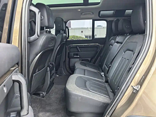 LAND ROVER DEFENDER  2020 YEAR 110 P400 SE 2020
