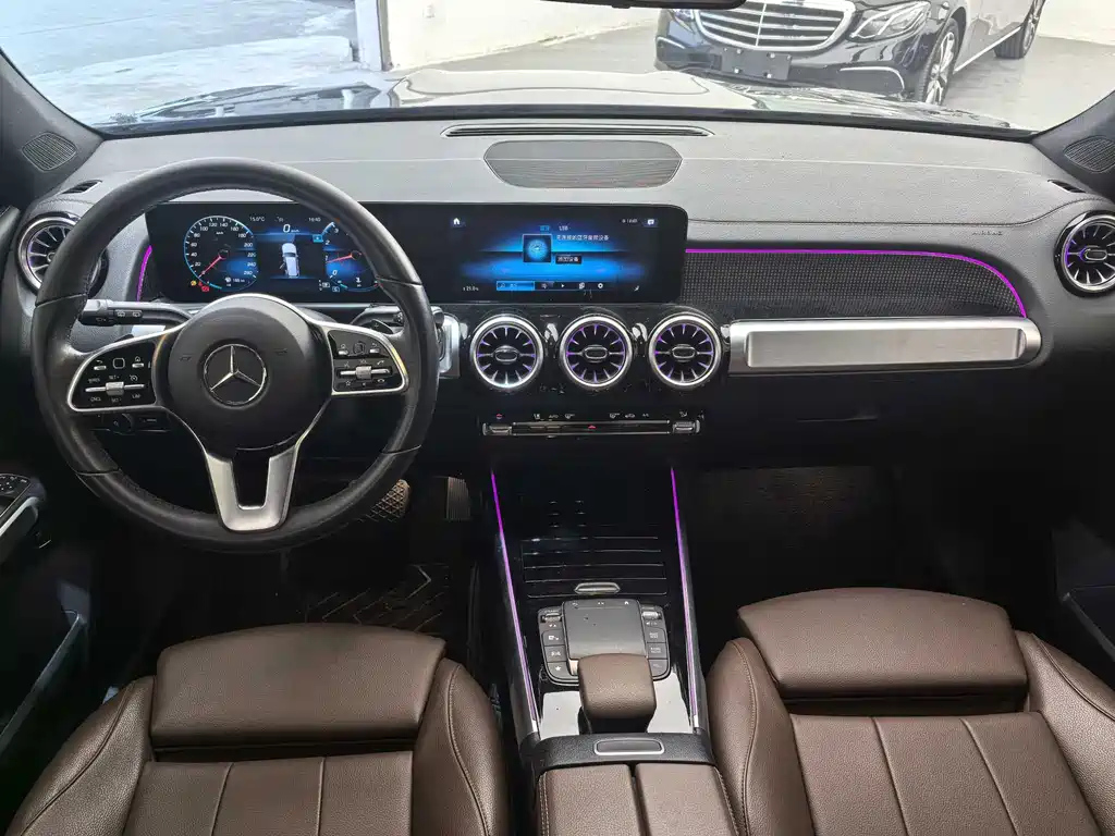 MERCEDES BENZ GLB 2022