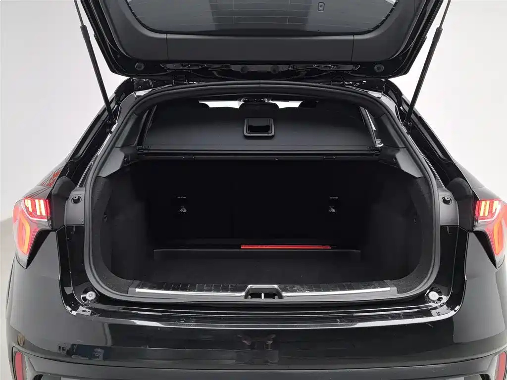 LYNK&CO 02 HATCHBACK 2022