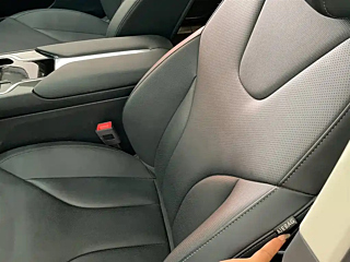 HONGQI E-QM5  2021 YEAR   EDITION 2021