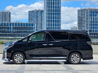 TOYOTA ALPHARD 2015