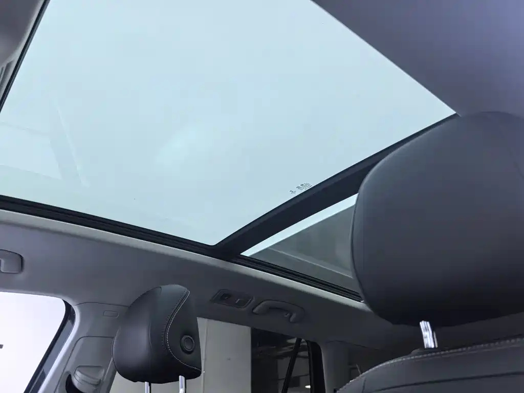 VOLKSWAGEN TAYRON 2019