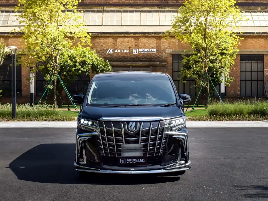 TOYOTA ALPHARD 2018