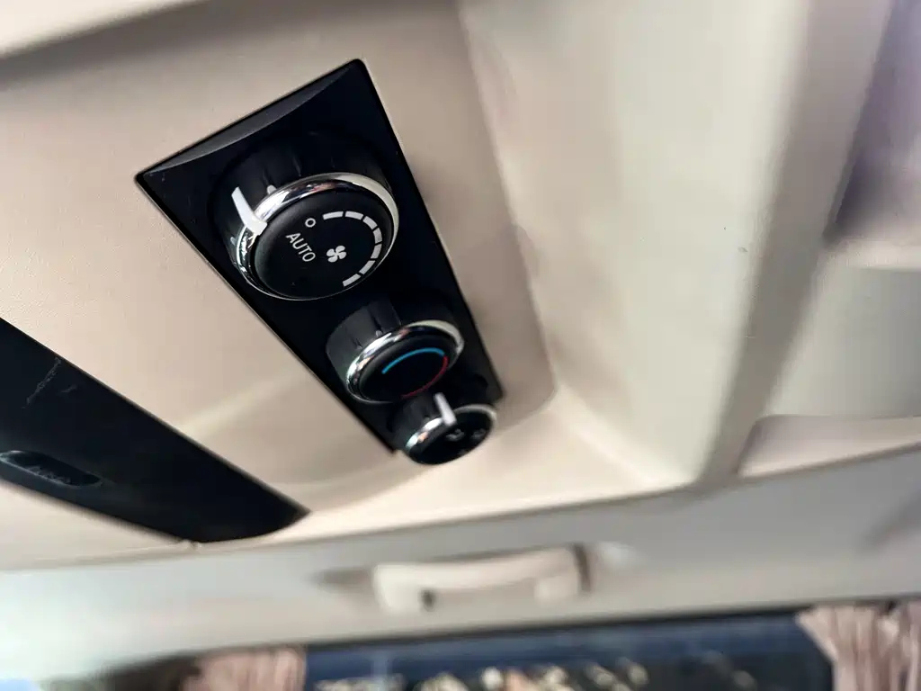 CHRYSLER BIG 捷龙 IMPORT 2014