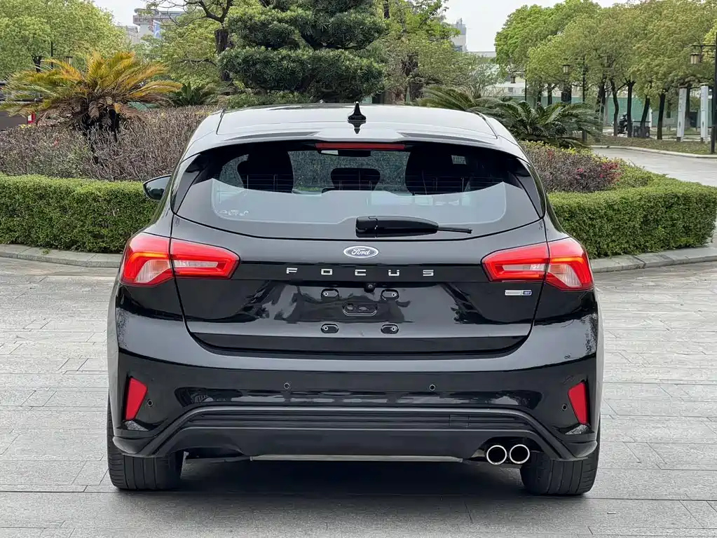 FORD FOCUS 2020