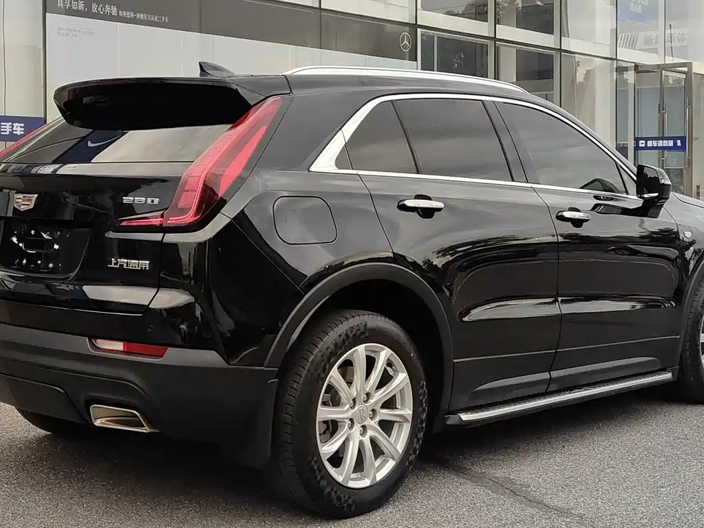 CADILLAC XT4 2021