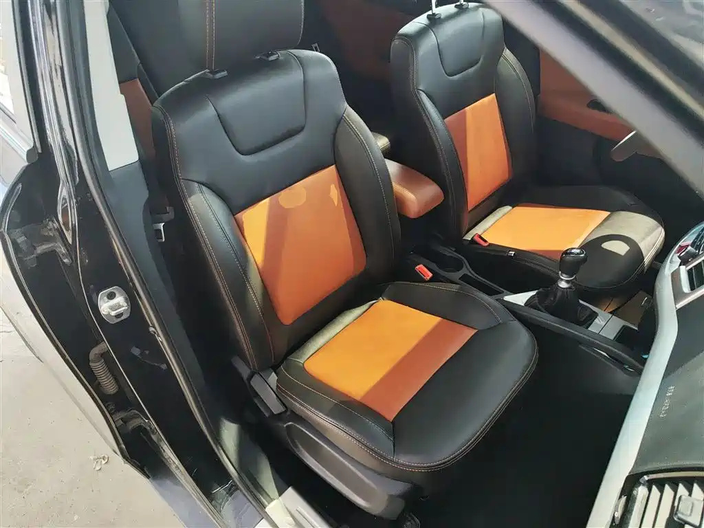 JAC REFINE S3 2014