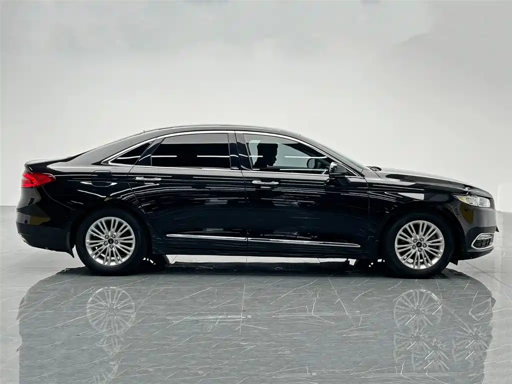 FORD TAURUS 2016