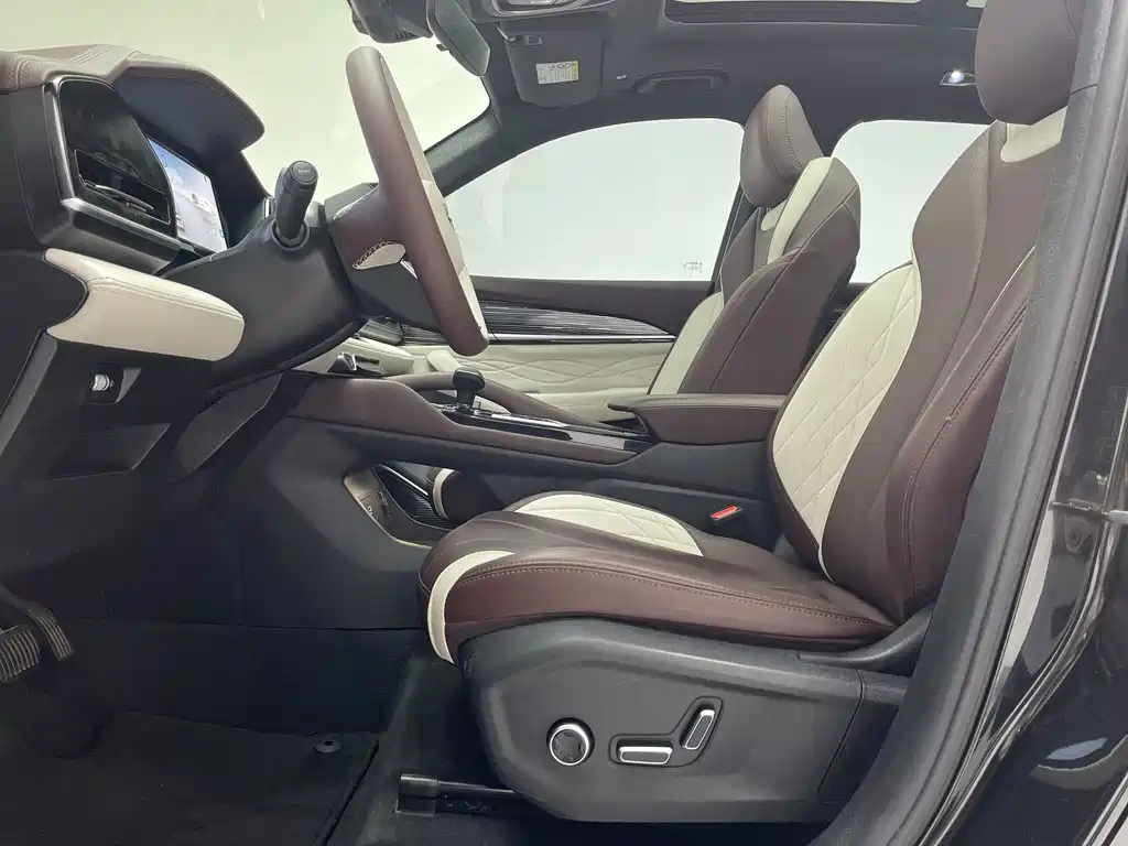 GEELY AUTO MONJARO 2021