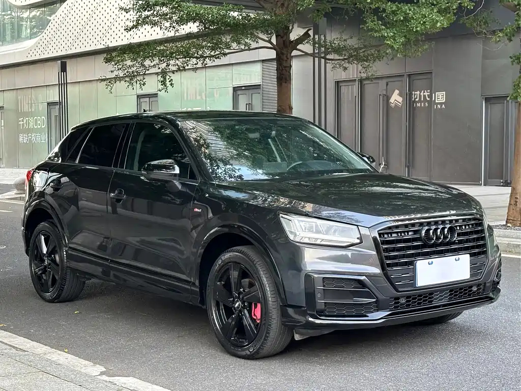 AUDI Q2L 2021
