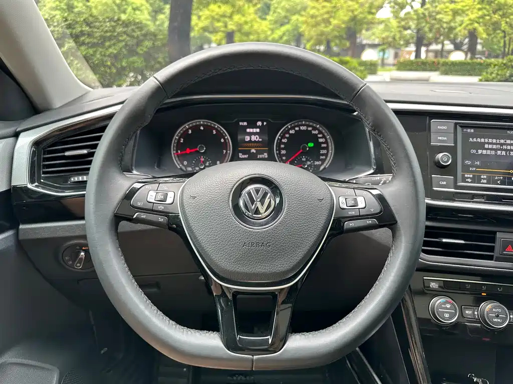 VOLKSWAGEN TAYRON 2020