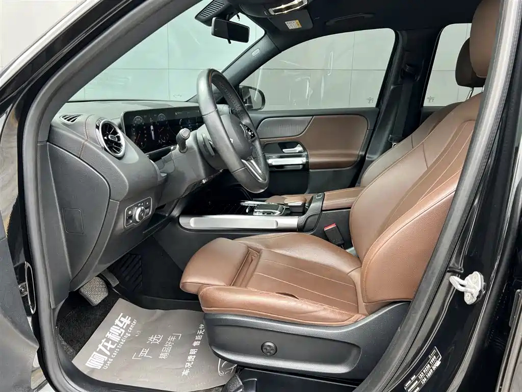 MERCEDES BENZ GLB 2020