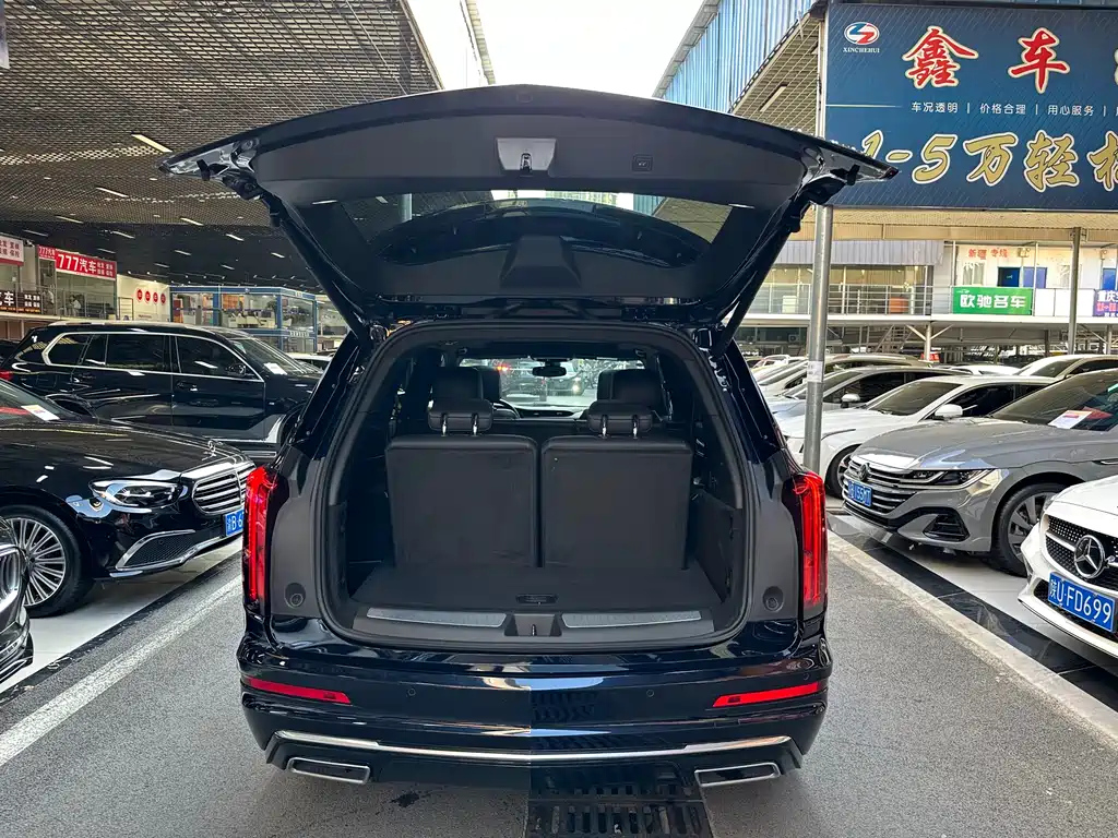 CADILLAC XT6 2022