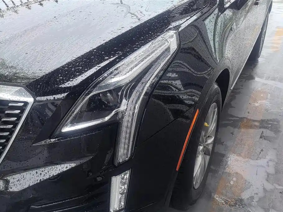 CADILLAC XT5 2023