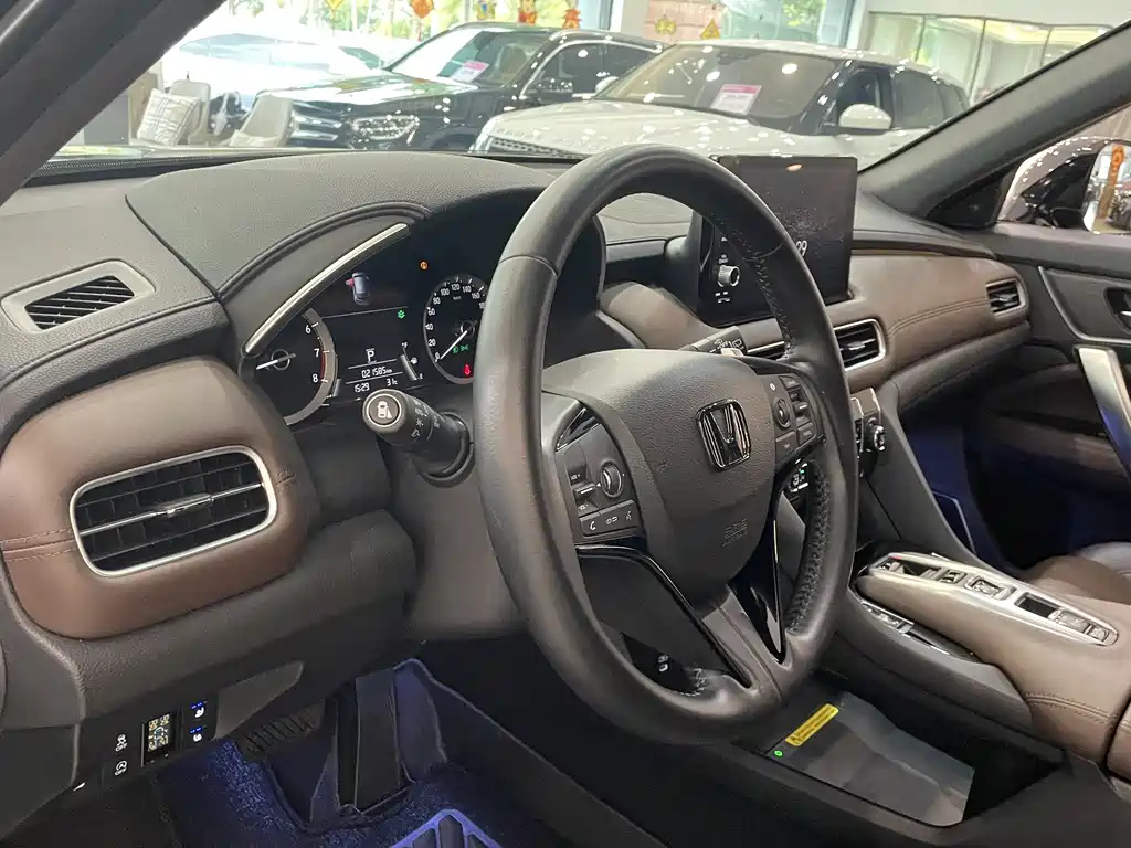 HONDA UR-V 2023