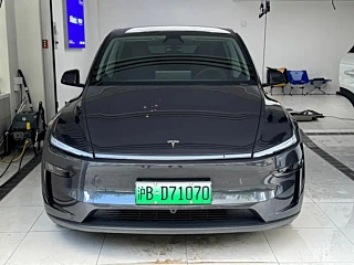 Заказать TESLA MODEL Y