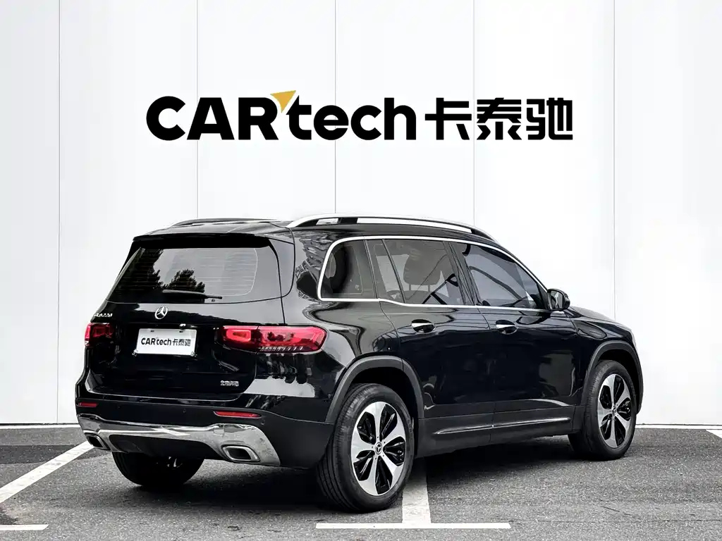 MERCEDES BENZ GLB 2023