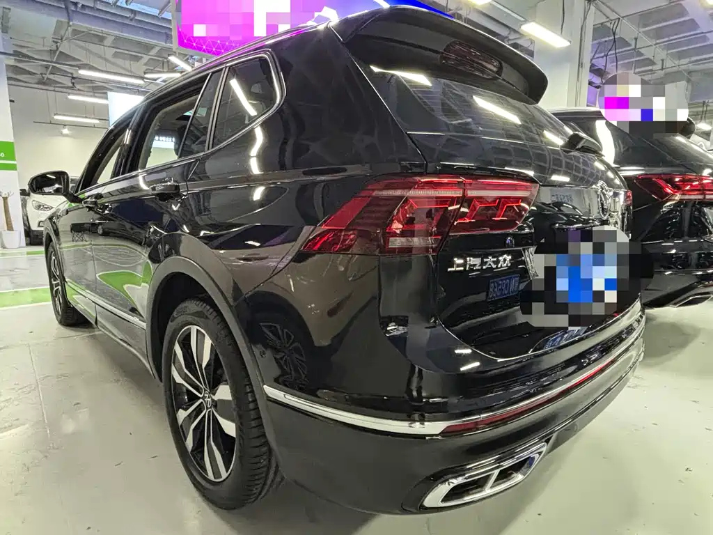 VOLKSWAGEN TIGUAN L 2022