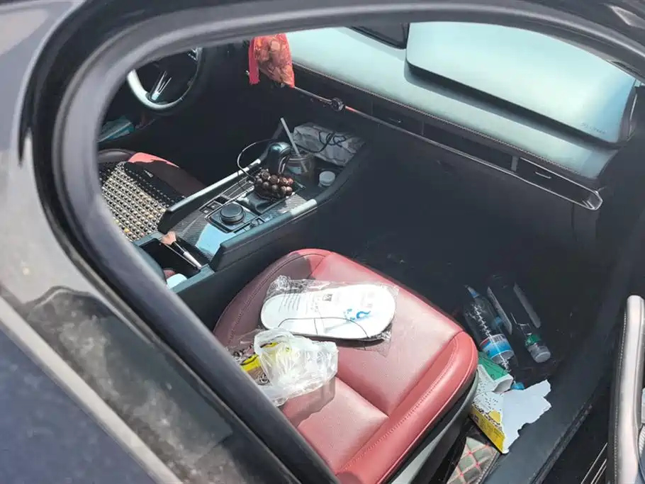 MAZDA 3 AXELA 2023