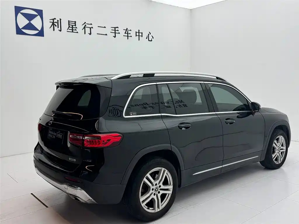 MERCEDES BENZ GLB 2021