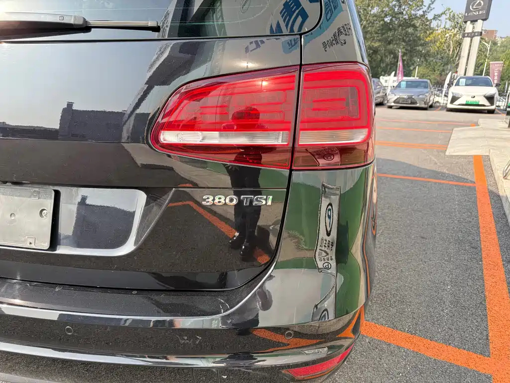 VOLKSWAGEN SHARAN 2017