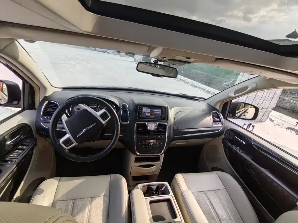 CHRYSLER BIG 捷龙 IMPORT 2015