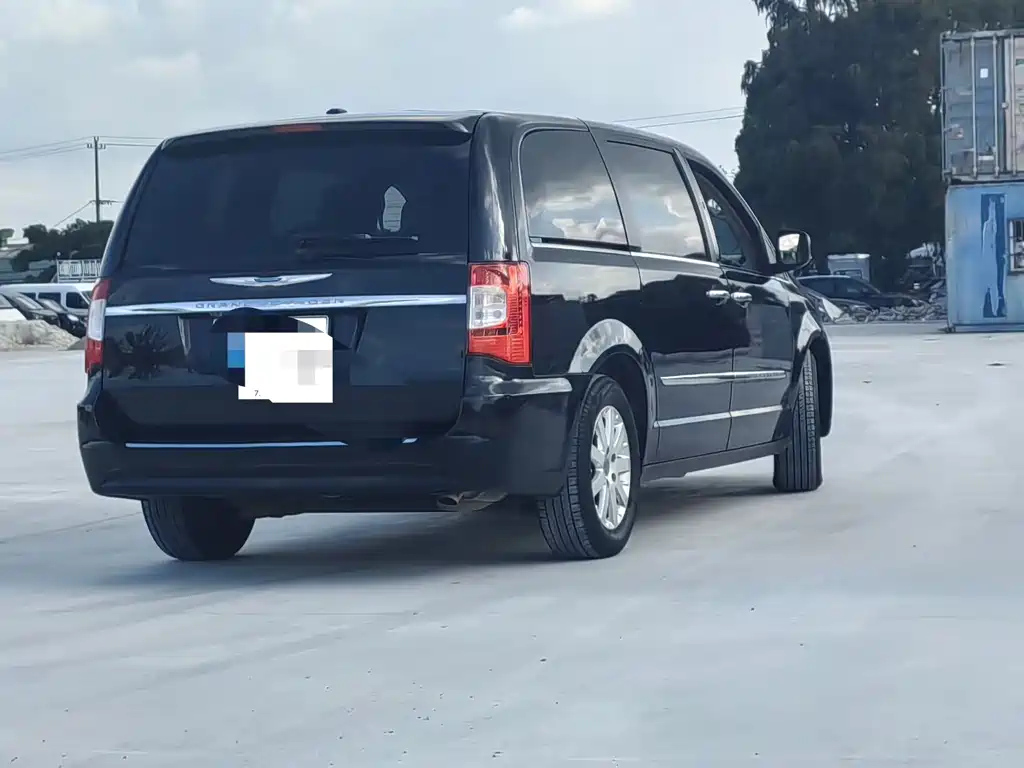 CHRYSLER BIG 捷龙 IMPORT 2015