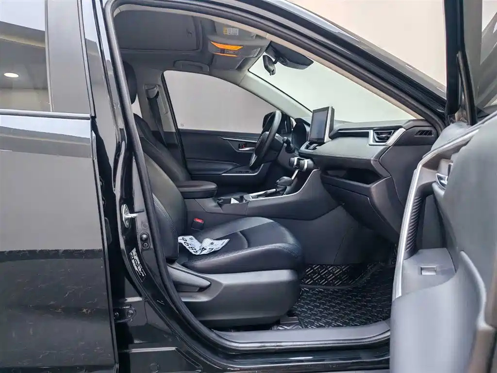 TOYOTA RAV4 RONGFANG 2022