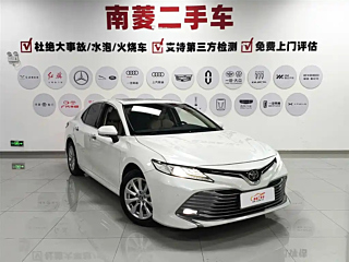 TOYOTA CAMRY 2020