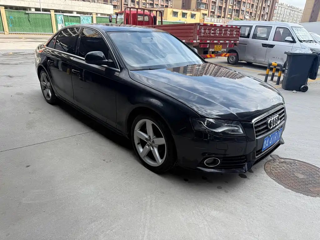 AUDI A4L 2010