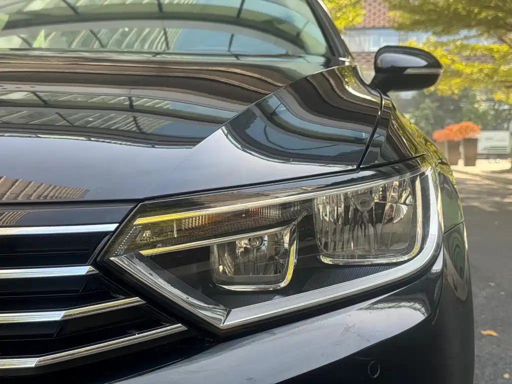 VOLKSWAGEN MAGOTAN 2017