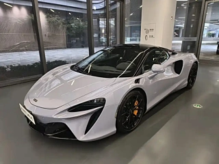 Заказать MCLAREN ARTURA
