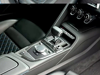 AUDI R8  2021 YEAR V10 COUPE PERFORMANCE 2021