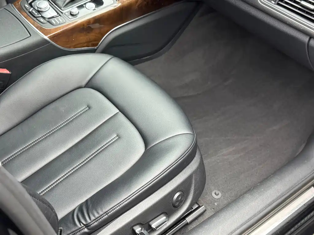 AUDI A6L 2016