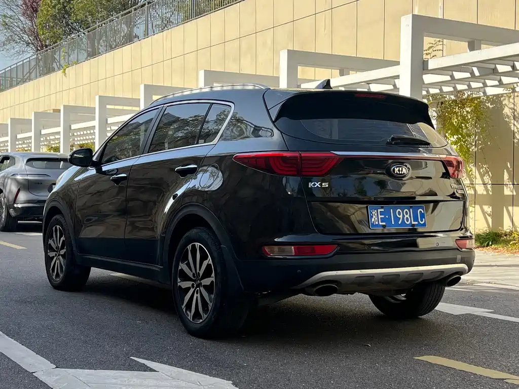 KIA KX5 2016