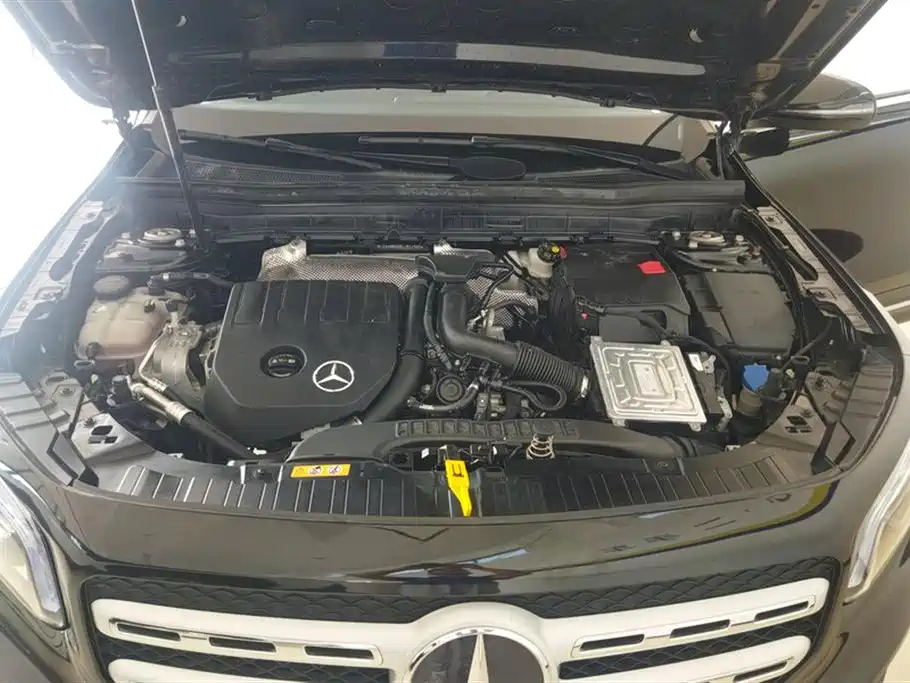 MERCEDES BENZ GLB 2020