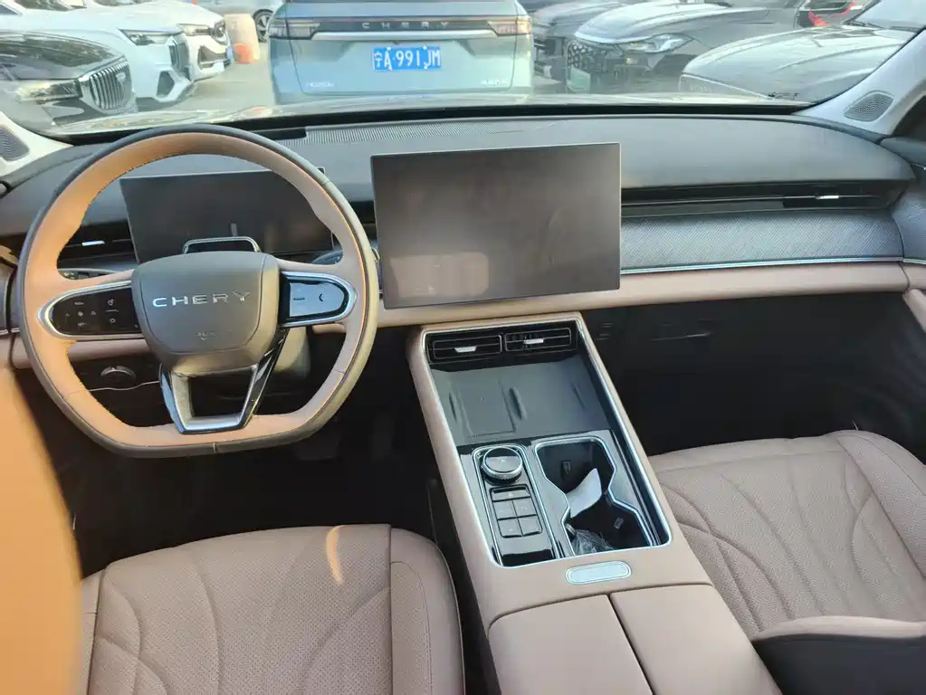 CHERY TIGGO 8 L 2025