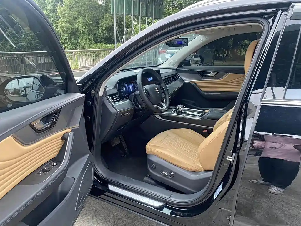 HONGQI HS5 2023