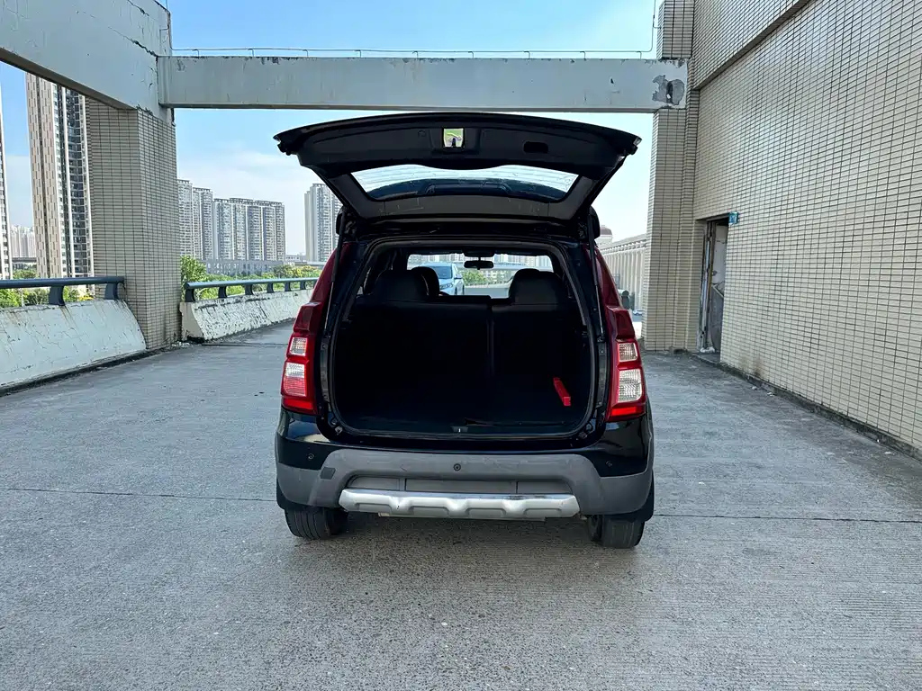 DONGFENG JOYEAR X5 2013
