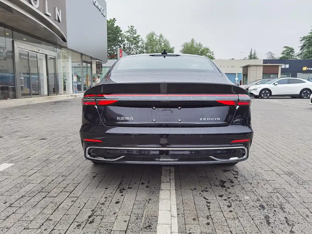 LINCOLN Z 2025