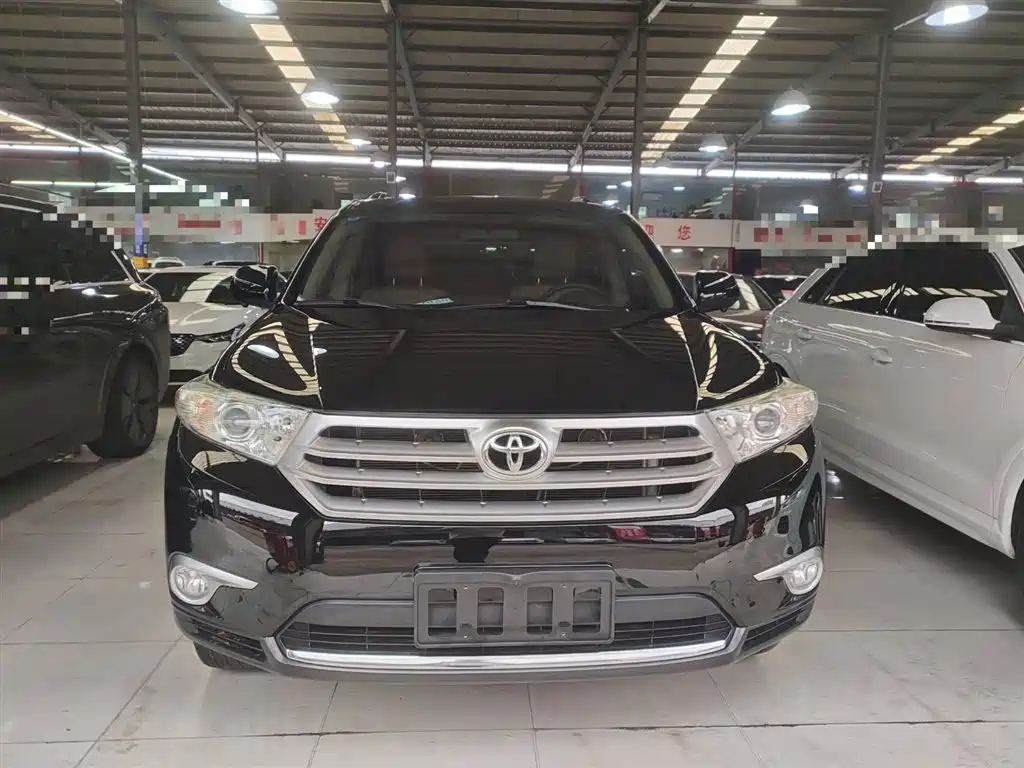 TOYOTA HIGHLANDER 2012