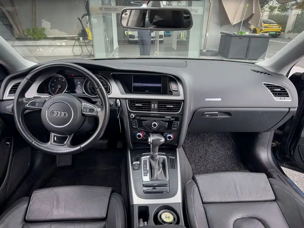 AUDI A5 2012