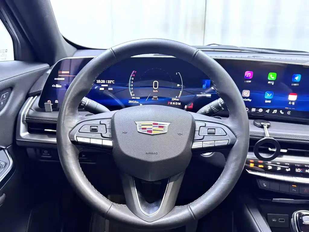 CADILLAC XT4 2024