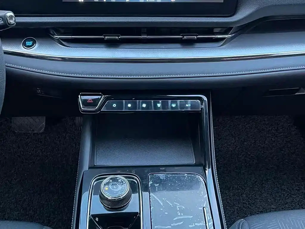 FORD EQUATOR SPORT 2024