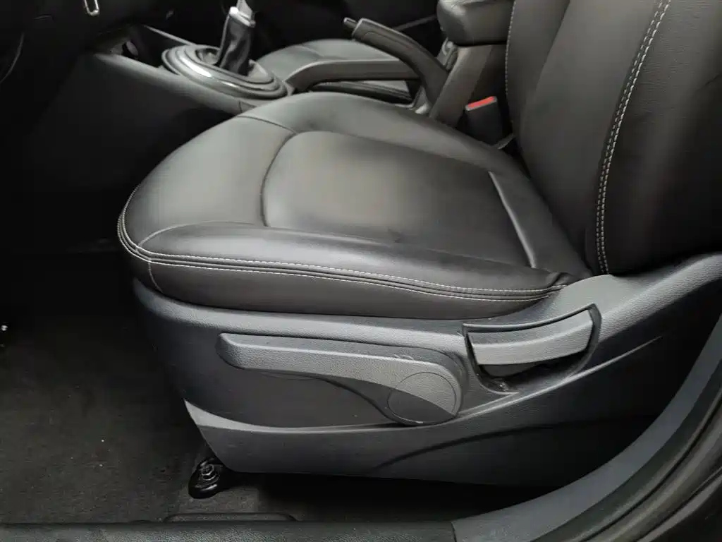 KIA SPORTAGE 2014