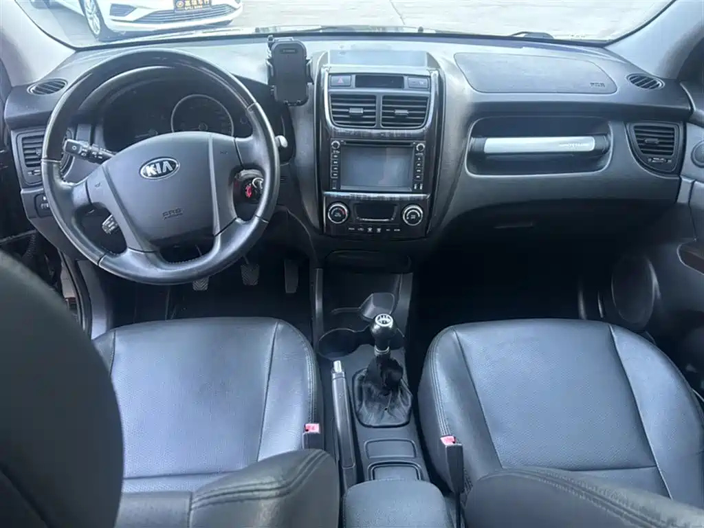 KIA SPORTAGE 2013