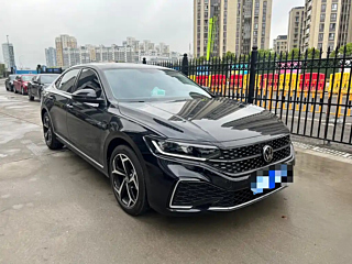 VOLKSWAGEN PASSAT 2023